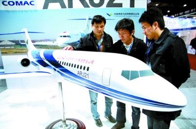 “國字號”大飛機(jī)發(fā)動機(jī)首亮相